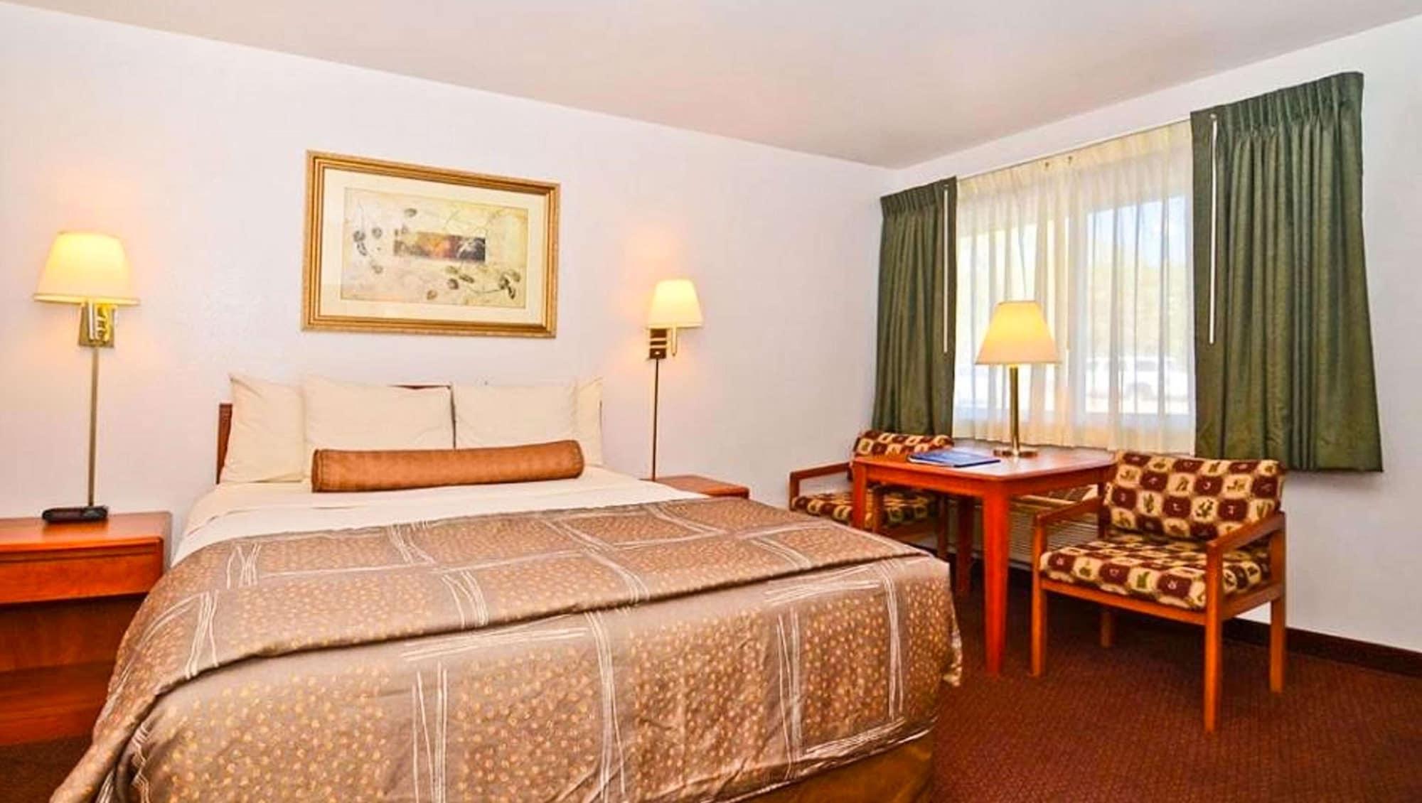แม็คนูสัน โฮเต็ล แม็คนีโท สปริงส์ Hotel มานิทูสปริงส์ ภายนอก รูปภาพ
